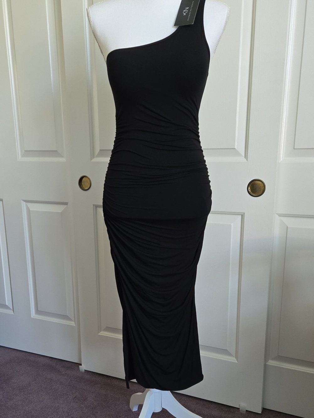 Klassy Network Black One‑Shoulder Ruched Bodycon Midi Dress M
